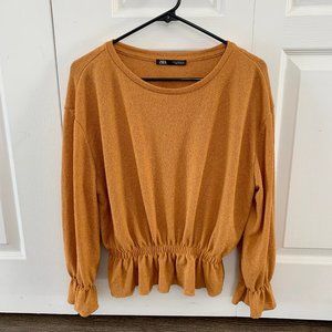 Zara - T-SHIRT WITH RUFFLE TRIM